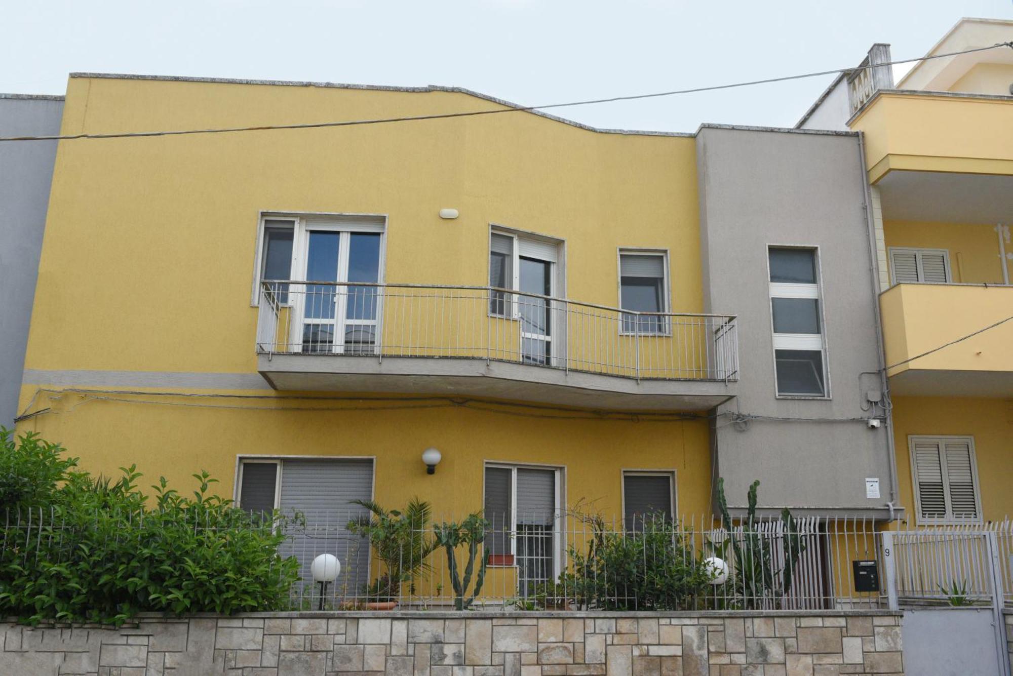 Katospedi House Apartment Лече Екстериор снимка